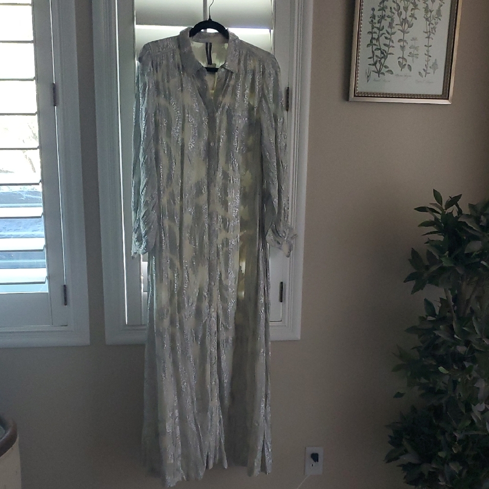 Anthropologie Silver and Cream Blouse